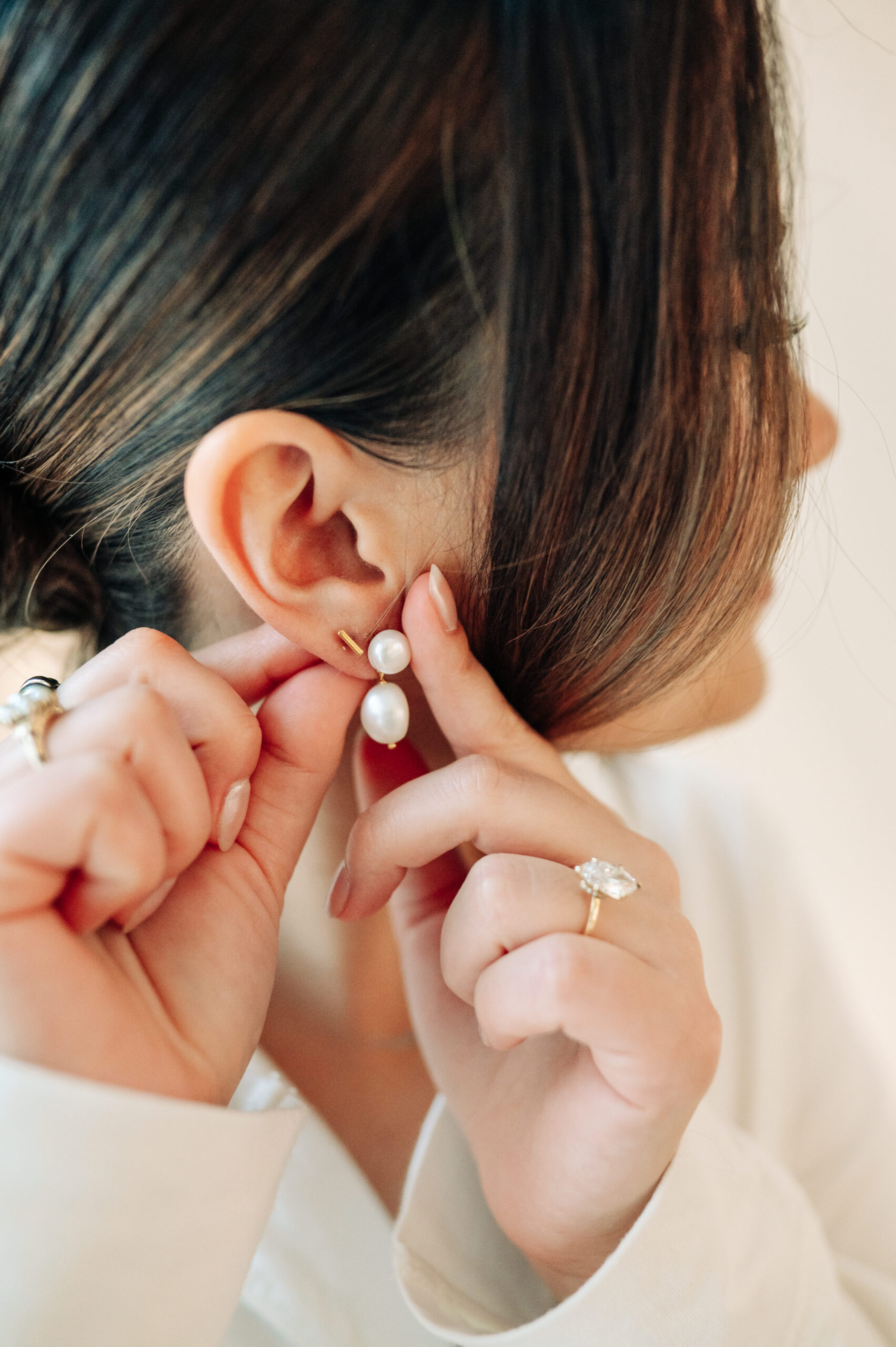 Bride getting ready for her wedding at Benvenuto