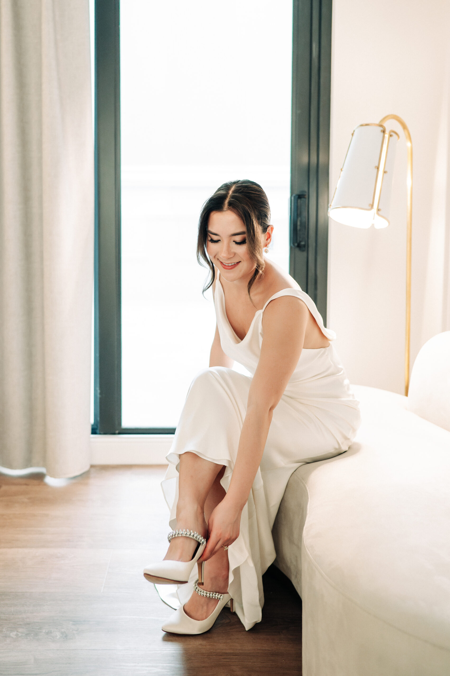 Bride getting ready for her wedding at Benvenuto